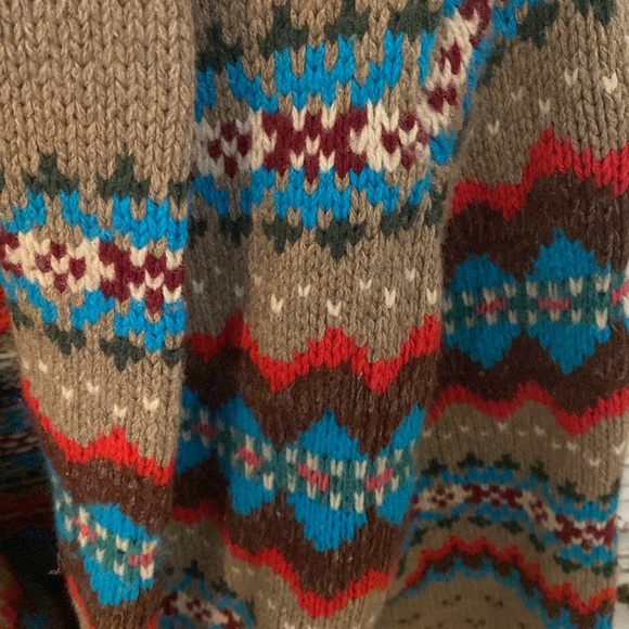 Amaz thick warm ralph Lauren’s sweater goes with everything new condition - Picture 6 of 9